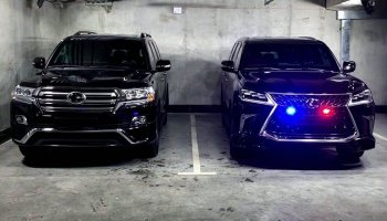 Lexus 570, Toyota Land Cruiser, Mercedes-Benz: на чем ездят сотрудники акимата Мангистауской области?